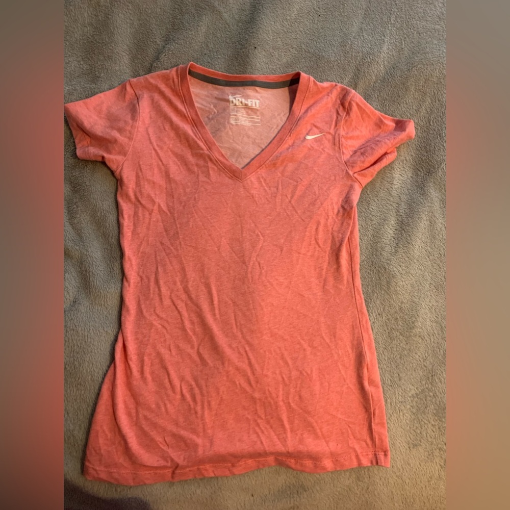 ••Nike Dri-Fit V-Neck••